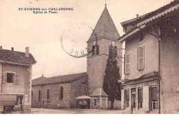 SAINT ETIENNE SUR CHALARONNE - Eglise Et Place - état - Zonder Classificatie