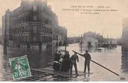 CHOISY LE ROI - Crue De La Seine 1910 - Sauvetage D'habitants Par Les Pompiers à L'aide D'un Radeau - Très Bon état - Choisy Le Roi