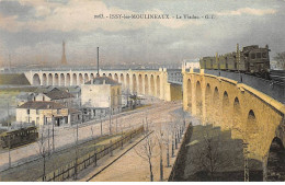 ISSY LES MOULINEAUX - Le Viaduc - Très Bon état - Issy Les Moulineaux