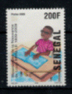 Sénégal - "Louis Braille : Non Voyant Lisant Un Livre En Braille" - Neuf 2** N° 1789 De 2009 - Sénégal (1960-...)