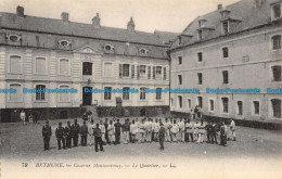 R044715 Bethune. Caserne Montmorency. Le Quartier. LL. No 79 - World