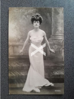 THE GIBSON GIRL OLD R/P POSTCARD 1907 TIGHT WAIST BEAUTIFUL LADY - Théâtre
