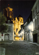 18 BOURGES   La Cathédrale Vue De Nuit    (Scan R/V) N°   15   \PB1115 - Bourges