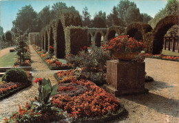 18 BOURGES   Jardin Des Près Fichaux     (Scan R/V) N°   10   \PB1115 - Bourges