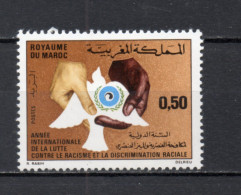 MAROC N°  618   NEUF SANS CHARNIERE  COTE  1.50€    LUTTE CONTRE LE RACISME - Maroc (1956-...)