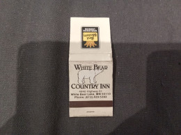 USA . Petite Boîte Aĺlumettes "    White Béarn Country Inn        " Minesota  Net  0,80 - Cajas De Cerillas (fósforos)