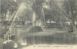 42  Loire  Saint étienne  La Daphnée Et Les Cygnes    N° 1 \MN6038 - Saint Etienne