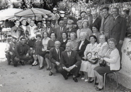 PHOTO ORIGINALE GF F1 - PHOTO DE GROUPE - NICE - LE CABANON BAMBOU - 22 OCTOBRE 1961 - PHOTO GARGANO - Personas Anónimos