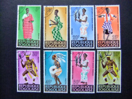 55 TOGO REPUBLIQUE TOGOLAISE 1966 / TRAJES Y DANZAS / YVERT 499 /04 PA 59 / 60 FU - Togo (1960-...)