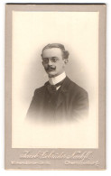 Fotografie Jacob Gebrüder Nachfl., Berlin-Charlottenburg, Portrait Eleganter Herr Mit Zwicker Und Schnurrbart  - Anonieme Personen