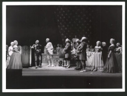 Fotografie Der Kuhreigen Im Opernhaus Wien  - Beroemde Personen