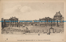 R046462 Palais De Versailles Et La Grille D Honneur. Levy Fils - World