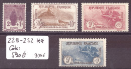 FRANCE - No Yvert 229-232 ** ( SANS CHARNIERE, GOMME PARFAITE )    - COTE: 590.- - Unused Stamps