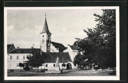 AK Bernartice, Kirche Mit Statue  - Tchéquie