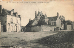 CPA Denée-Place De La Bascule Et Château De Verrières-16-Timbre         L2904 - Les Ponts De Ce