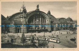 R046666 Frankfurt A. M. Hauptbahnhof. B. Hopkins - World