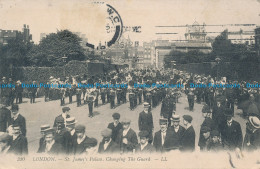 R048018 London. St. James Palace. Changing The Guard. J. Barriere. No 320 - Sonstige & Ohne Zuordnung