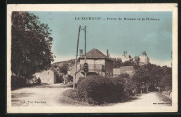 CPA La Rochepot, Route De Beaune Et Le Chateau  - Beaune