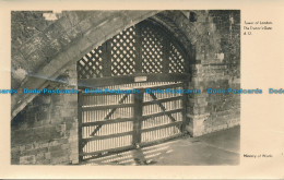 R048292 Tower Of London. The Traitors Gate. Ministry Of Works - Sonstige & Ohne Zuordnung