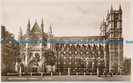 R048838 Westminster Abbey. London. Valentine. No 16801. RP - Andere & Zonder Classificatie