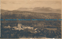 R048915 Balmoral Castle And Lochnagar. Valentine. Selectype - World