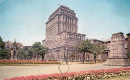 73057169 Montreal Quebec Sun Life Building Showing Dominion Square And Centotaph - Non Classificati