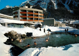 13325256 Leukerbad Gehbad Im Winter Alpen Leukerbad - Altri & Non Classificati