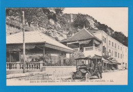 Hotel Du Midi Arret Du Car Animée Vehicules - Andere & Zonder Classificatie