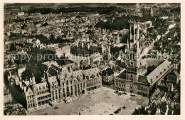 73141142 Bruges Flandre Beffroi Et Grande Place Vue Aerienne Bruges Flandre - Andere & Zonder Classificatie