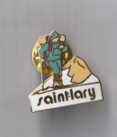 PIN'S   THEME VILLE   SAINT LART   DANS LES PYRENEES  LE MONTAGNARD - Ciudades