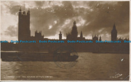 R050478 Sunset Over The Houses Of Parliament. Walter Scott. No C169. RP. 1934 - World