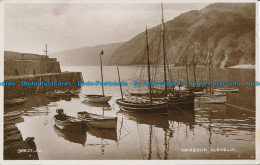 R049870 Harbour. Clovelly. Valentine. No 98827. RP. 1938 - World