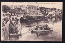 Trouville Reine Des Plages Le Bateau Du Havre Et Le Bac - Zonder Classificatie