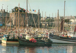 Concarneau - Le Port  Y 253 - Concarneau