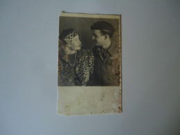 ITALY  POSTCARDS  SOLDIER AND WOMENS   MORE  PURHRSAPS 10% DISCOUNT - Autres & Non Classés