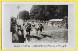 CPA PLOËRMEL Courses De Chevaux L'arrivée En Face Des Tribunes - Hippique - Course - Ploërmel