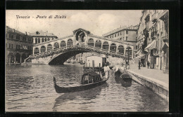 AK Venezia, Ponte Di Rialto Und Gondeln  - Sonstige & Ohne Zuordnung