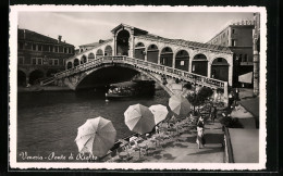 AK Venezia / Venedig, Blick Von Terrasse Auf Die Rialtobrücke  - Autres & Non Classés