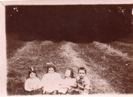 Photographie Photo Vintage Snapshot Enfant Groupe Mode Famille - Personnes Anonymes