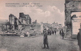 DENDERMONDE - TERMONDE -  Le Coin De La Rue De La Plume - Hoek Der Veerstraat - Dendermonde