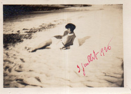 Photographie Photo Vintage Snapshot Plage Mode Sexy  - Anonymous Persons