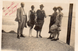 Photographie Photo Vintage Snapshot Lac Du Bourget Mode Groupe - Anonymous Persons
