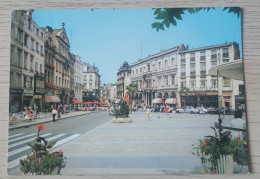 Rue Du Marché Aux Herbes - Places, Squares