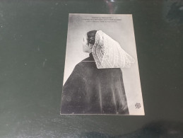 B1/303- Toutes La Bretagne Coiffes Et Costumes Des COTES-DU- NORD - Grande Coiffe De Cérémonie - Trachten