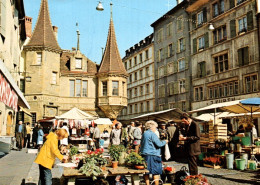 CPM - NEUCHÂTEL - Place Des Halles (marché) - Edition Linda Color (Affranchissement TP) - Neuchâtel