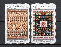 MAROC N°  692 + 693    NEUFS SANS CHARNIERE  COTE 3.50€    ARTISANAT TAPIS - Morocco (1956-...)
