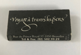 BOITE D'ALLUMETTES - RESTAURANT - VOYAGE A TRAVERS LES SENS - BRUXELLES - Boites D'allumettes