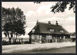 AK Altenhof Bei Eckernförde, Die Gaststätte Kiekut V. Frau M. Jacobsen  - Eckernfoerde