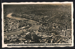 Foto-AK Walter Hahn, Dresden, NR: 7637, Luftbild Auf Zwinger Und  Platz Mit Elbebrücken  - Fotografie