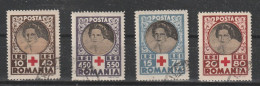 1945 - Croix Rouge/Reine Elena Mi No 827/830 - Usati